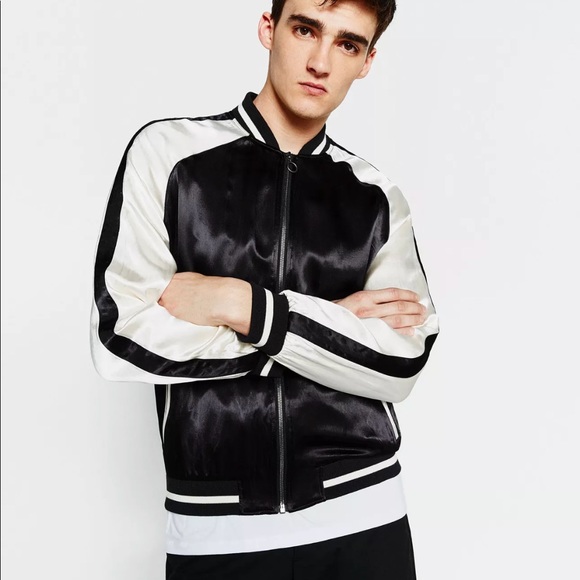 NWT Zara Kimono Koi Fish Embroidered Bomber Jacket - Picture 5 of 8